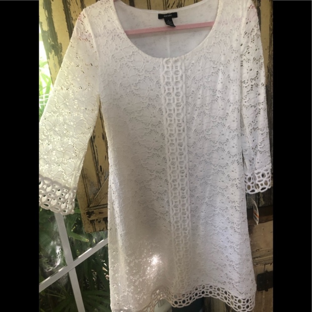Alfani White Lace dress casual bride honeymoon wedding dress small NWT